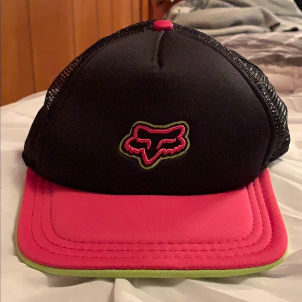 Fox pink/green SnapBack